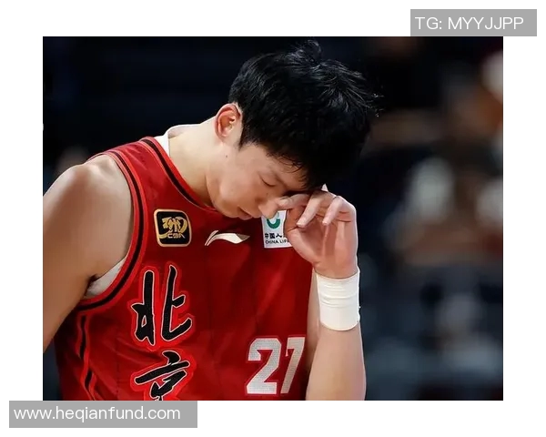 周琦受伤休战引发球迷关注，千万粉丝祝福其早日康复